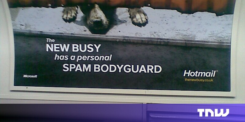 Hotmail users report empty inboxes, flood official Microsoft forums