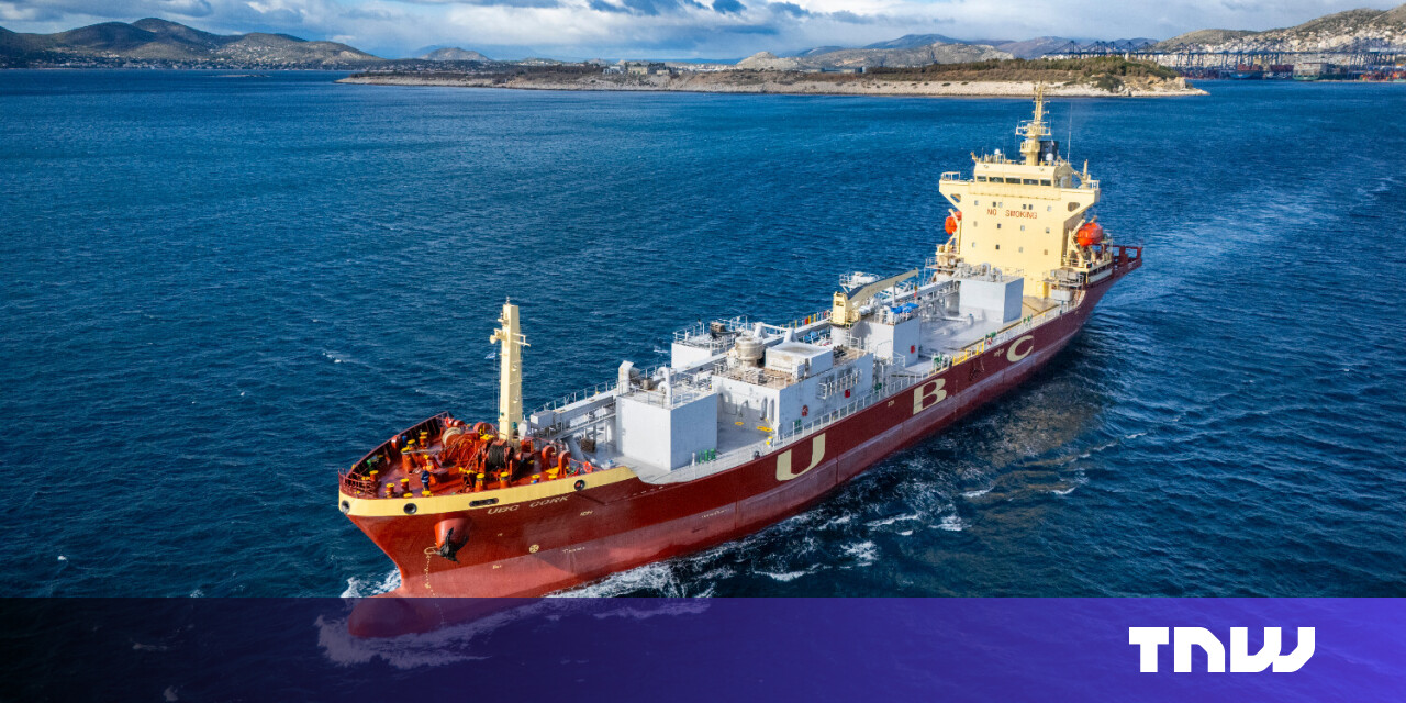 This cargo ship is turning its CO2 emissions into green cement