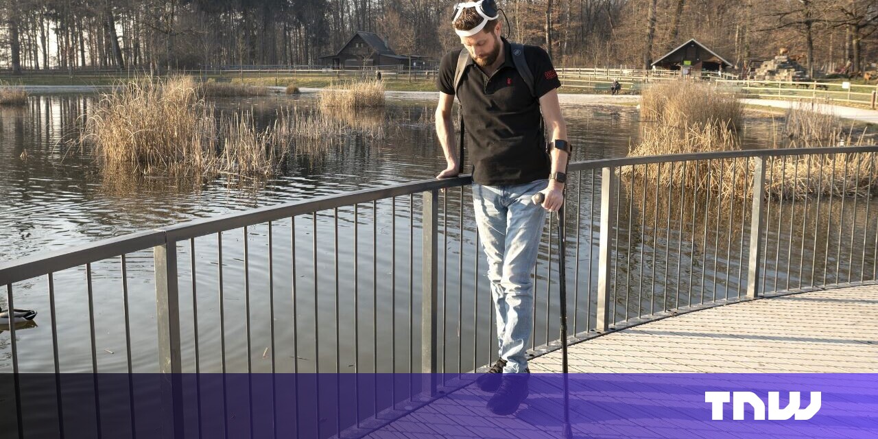 ‘Digital bridge’ between brain and spine enables paralysed man to walk again ‘Digital bridge’ between brain and spine enables paralysed man to walk again