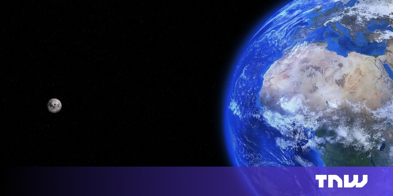 Moon-made solar station could transmit power from space to Earth Moon-made solar station could transmit power from space to Earth