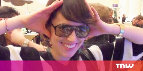 How To Watch 3d Tv In Style With The Foxiest Frames Of 2011