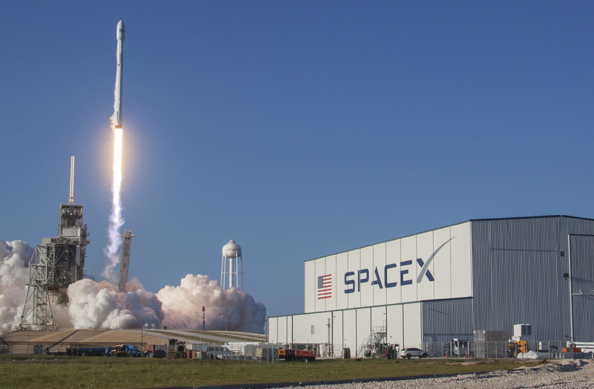 SpaceX plans to blow up a rocket over the Atlantic Ocean next week (and you can watch it live)