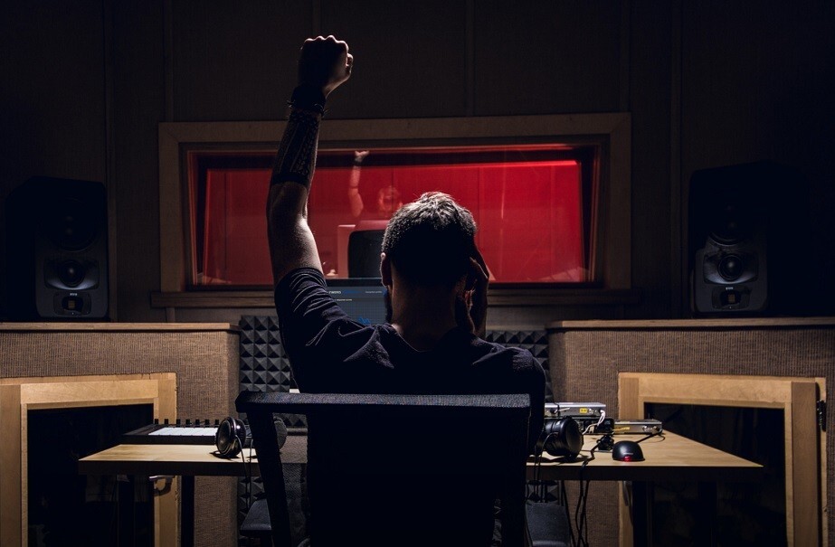 These free ebooks from Sonarworks are a godsend for studio engineers