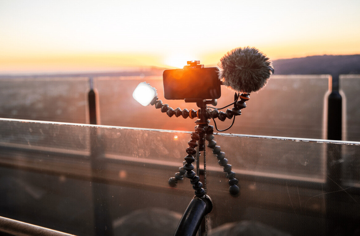 The GorillaPod Vlogging Kit is an all-in-one light and sound setup for mobile creators