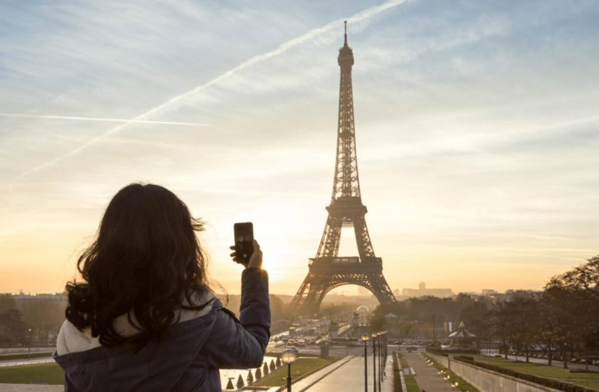 Google Maps adds new AR tools to help you get around town