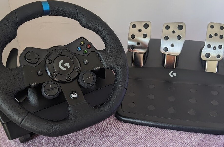 Review: Logitech grabs the checkered flag with the G923 racing wheel