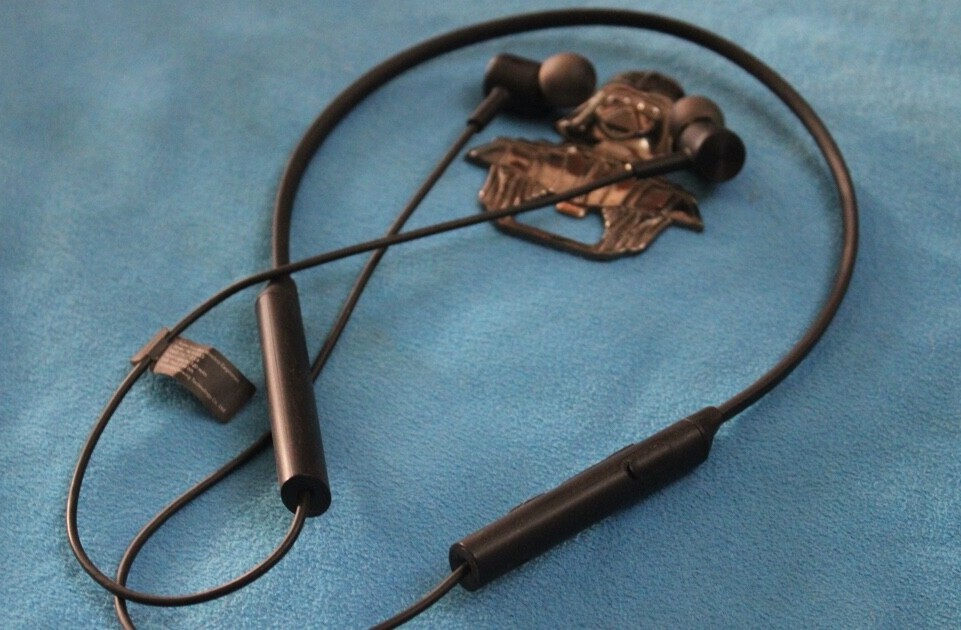 These $14 Redmi neckbuds give you wireless bang for your basic buck
