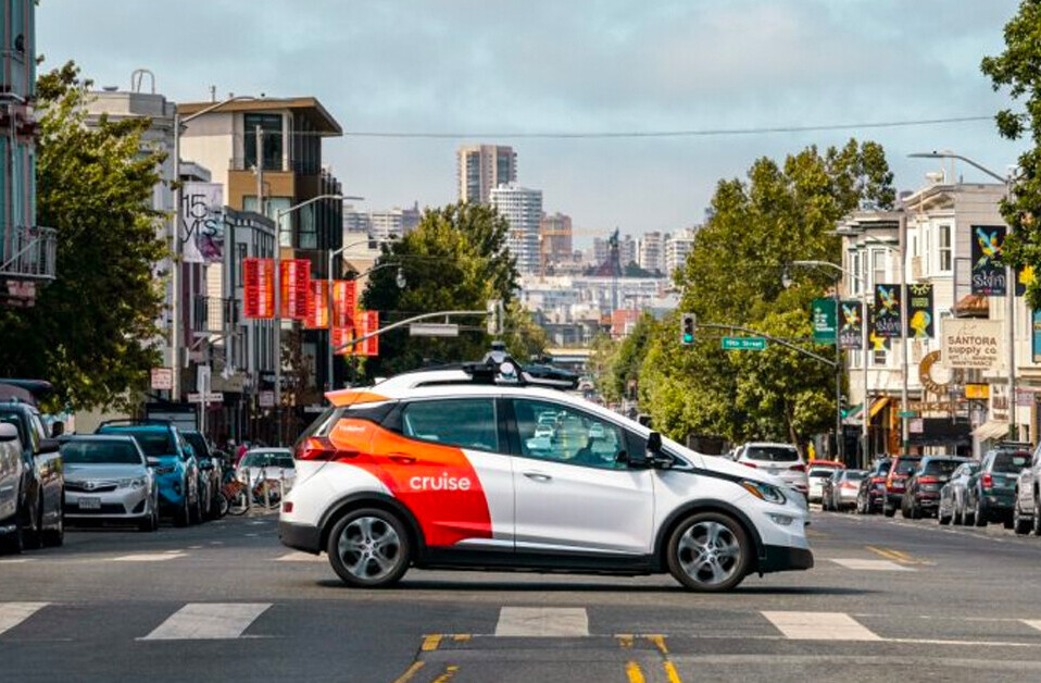 Why Microsoft’s self-driving car strategy is quietly brilliant