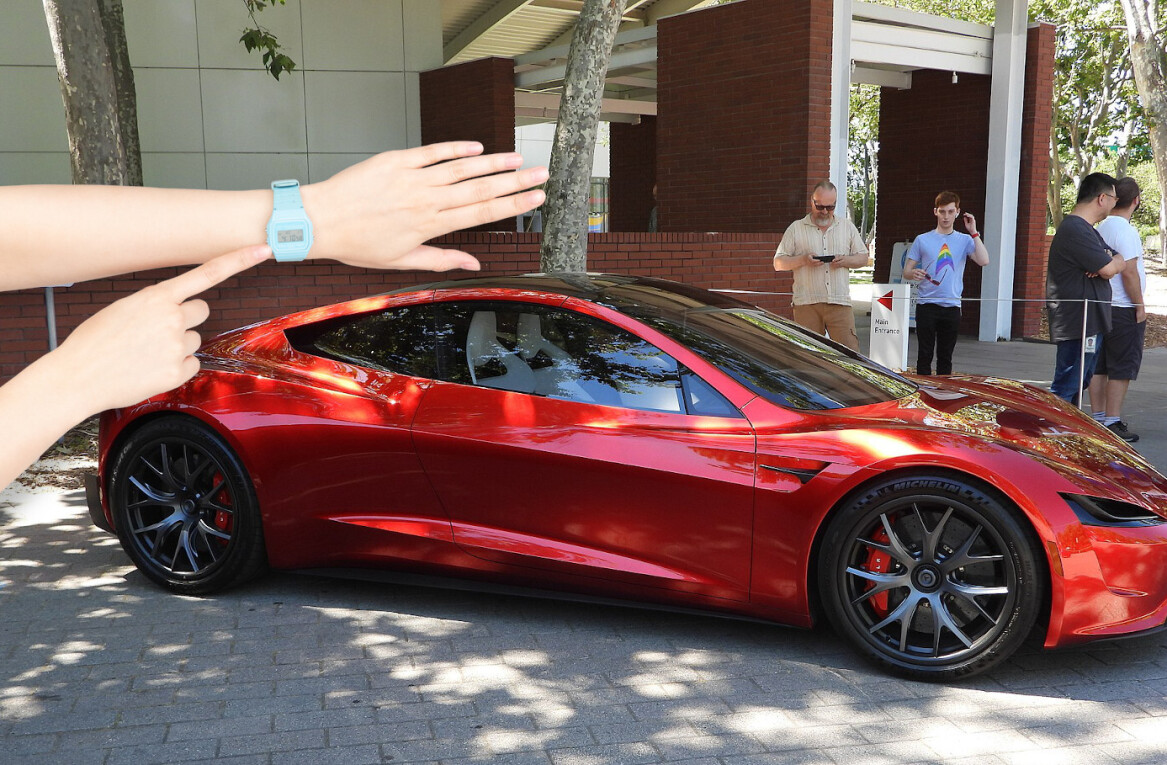 This Tesla Roadster simulation with the SpaceX thruster pack shows its insane speed
