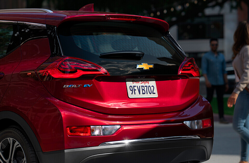 How GM’s plans to go fully electric stack up against Ford, Tesla, and others