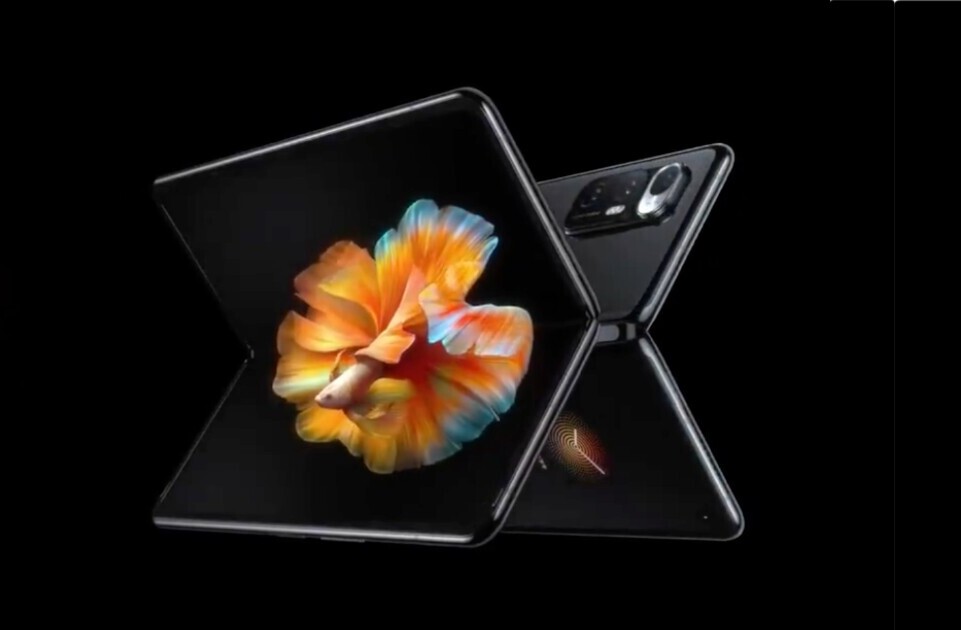 Xiaomi’s new Mi Mix foldable packs an 8-inch screen and FOUR (?!) speakers