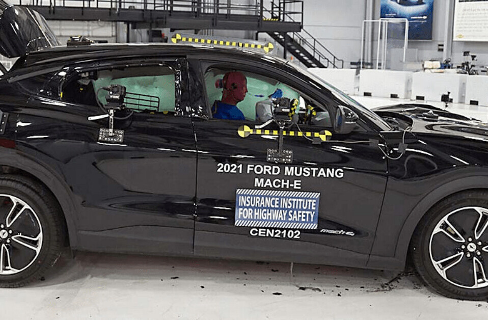 Two new EVs score top marks in safety tests because of their headlights…