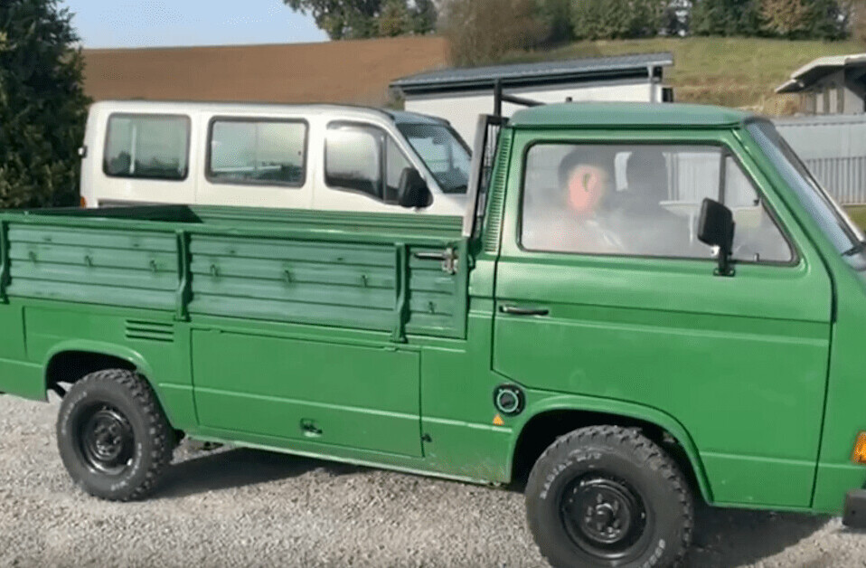 Watch these crazy Germans put a Tesla motor in a vintage VW truck