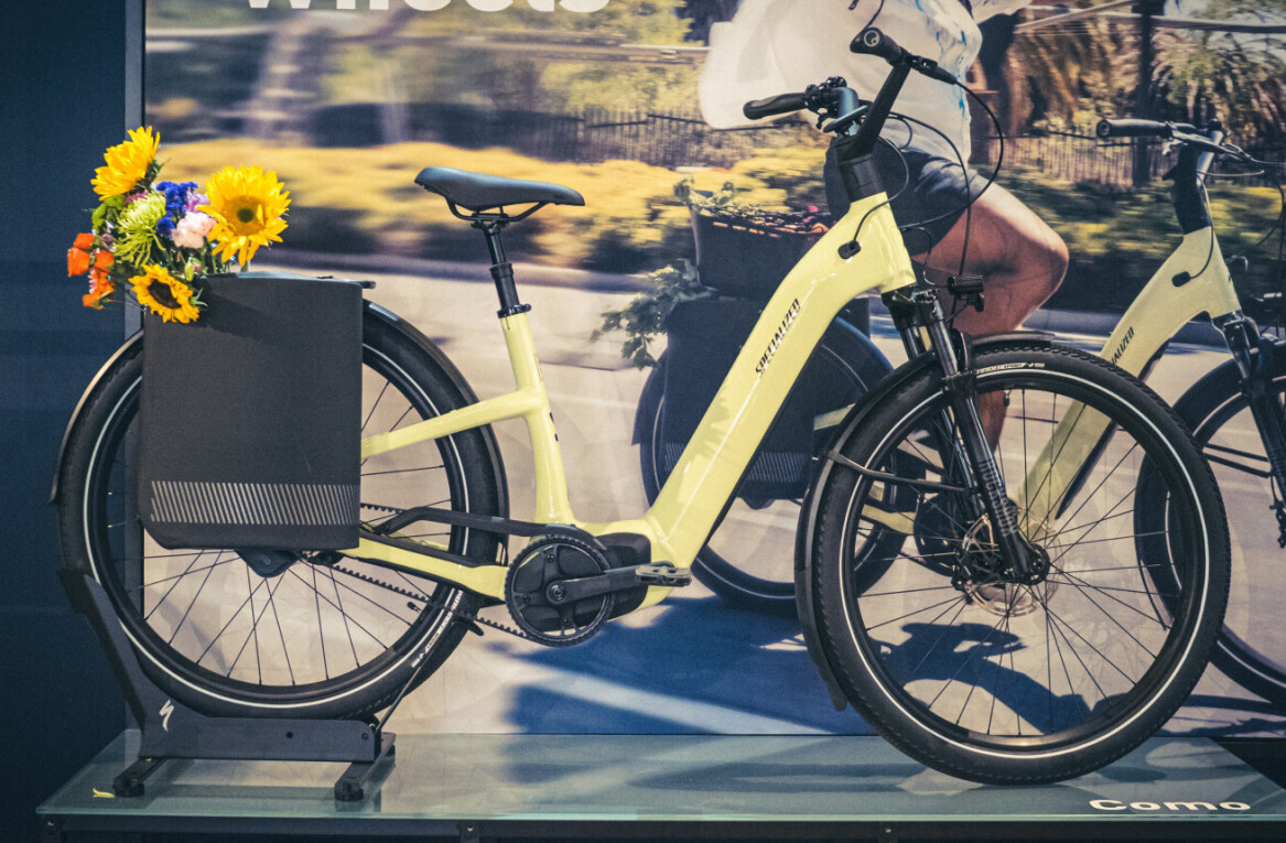 Specialized’s new city ebikes marry smoothness, torque, and smarts