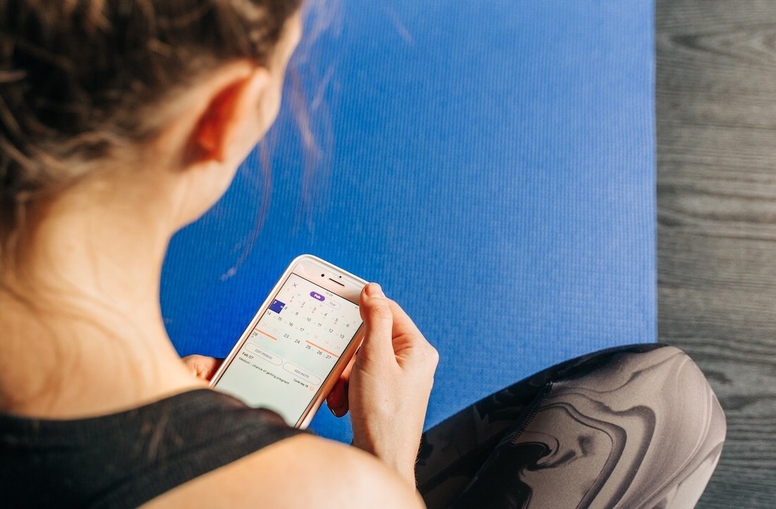 Why women in the US must hide their digital footprint now