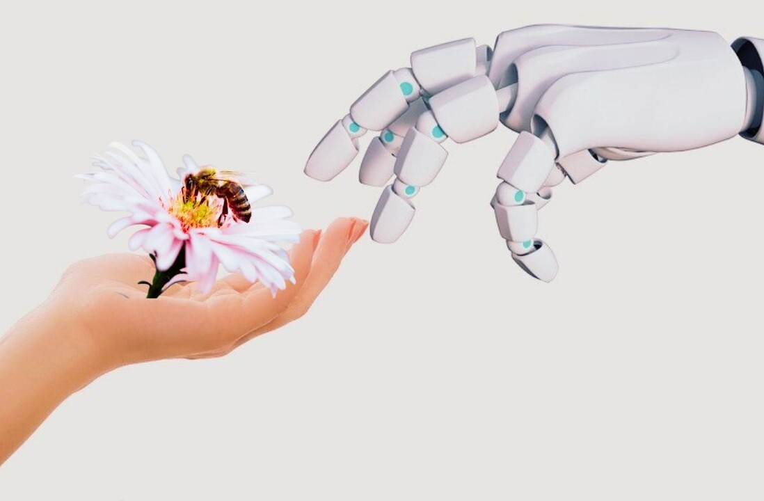 This tiny flying robot could work as an artificial pollinator
