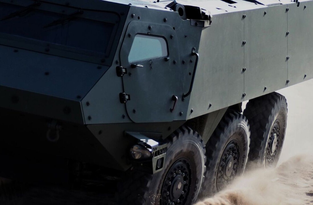 Military vehicles to get mixed reality windshields controlled by human eyes