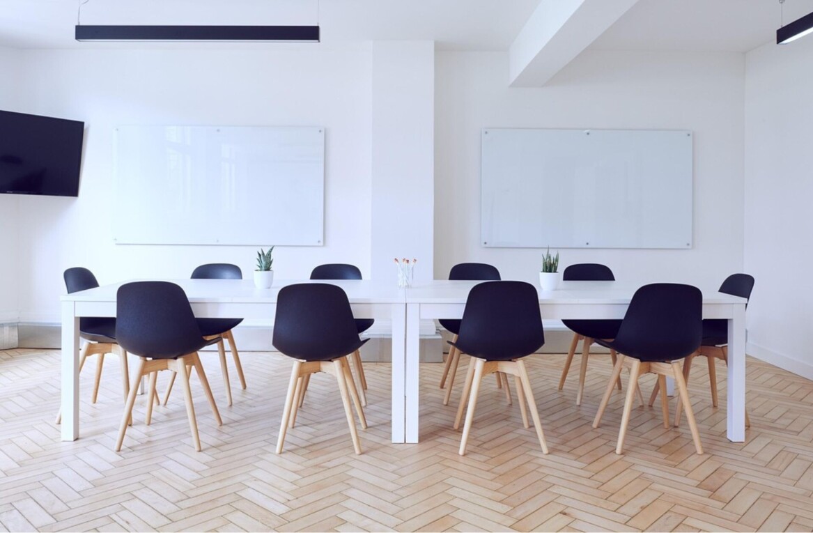 The next unicorn might not hire anyone