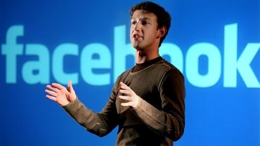 Facebook CEO: private or public, It makes NO difference to us and advertising. Erm, what?