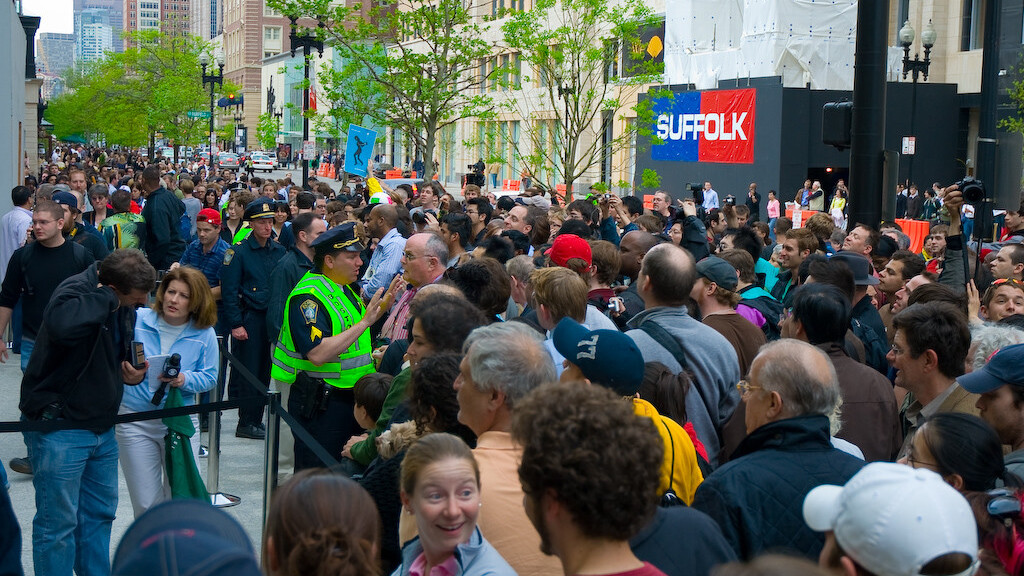 iPhone 4 pre-orders are sold out at AT&T.