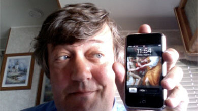 Hold The Phones, Stephen Fry Has Love For Android Too