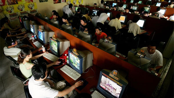 China now has 420 million Internet users, 277 million access by mobile phones