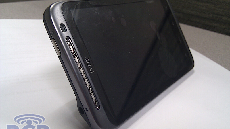 New HTC Evo-Like Handset Leaks, Verizon Bound?