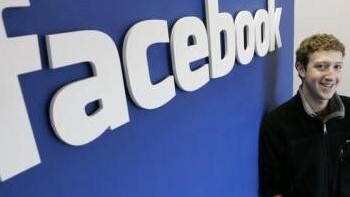 Facebook Adds Auto-Suggest To Status Updates