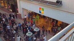 Microsoft Should Totally Pull Off An Apple For Windows Phone 7 Launch