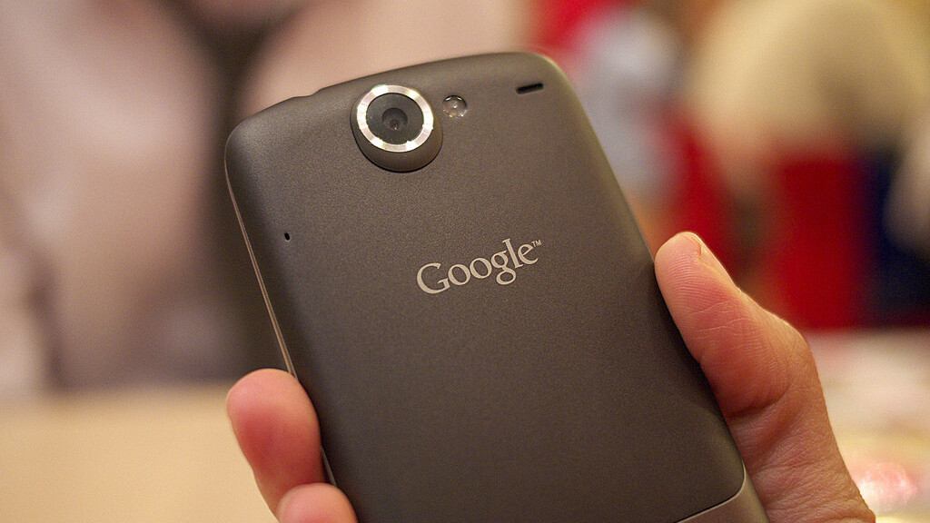 Android Gingerbread and Honeycomb test builds emerge on Nexus One