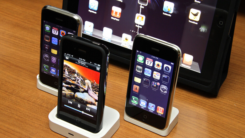 OpeniBoot could soon bring Android to iPad and iPhone 4