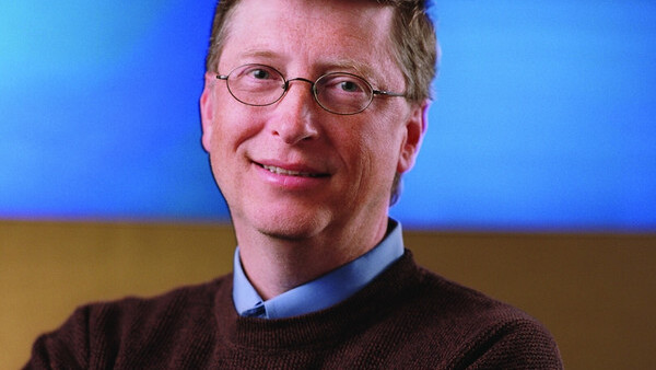 Bill Gates makes the jump to Windows Phone 7