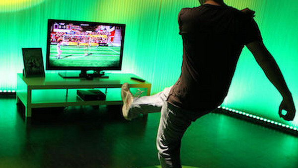 Xbox Kinect to outsell the PlayStation Move this holiday