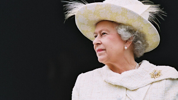 The British Monarchy takes up residence on a new royal Facebook Page