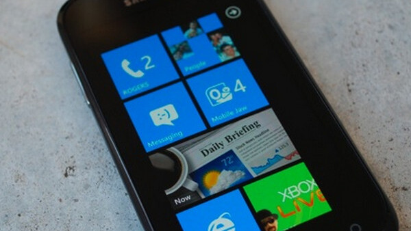 Is the browser on Windows Phone 7 actually faster than Safari for iPhone 4?