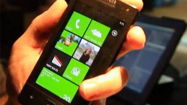 Did Microsoft only move 40,000 Windows Phone 7 handsets yesterday?