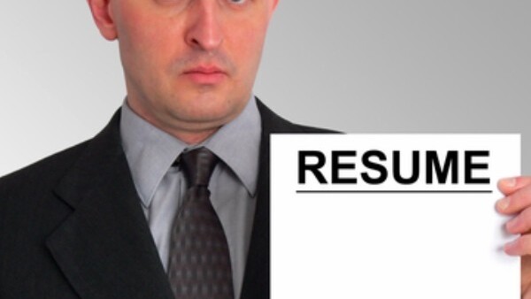 Linkedin’s New Tool Lets You Create A Professional CV Offline