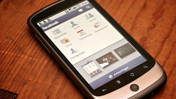 Facebook for Android update brings Chat and push notifications to your pocket