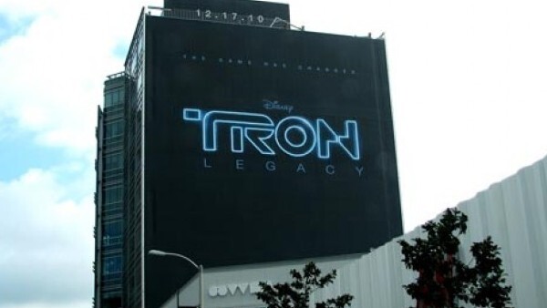 First iAd on the iPad appearing later today features “Tron Legacy”