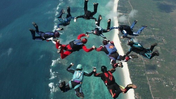 Skydiving, Google Earth Style