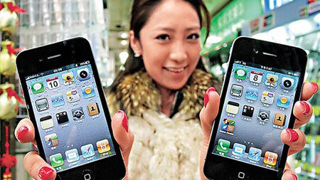 SoPhone: The incredibly deceiving iPhone 4 fake