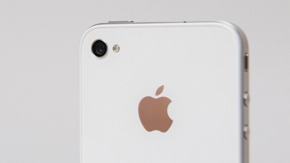 Vodafone UK Lists White iPhone 4 As “Coming Soon” [Updated]