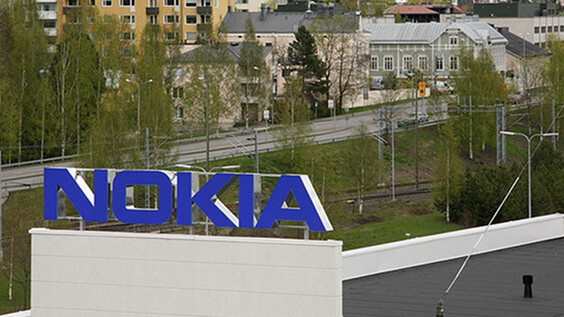 Nokia admits it needs to change faster as marketshare falls