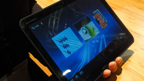 Motorola XOOM to launch without Flash support