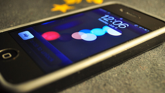 Apple releases iOS 4.3.1. Bug fixes abound.