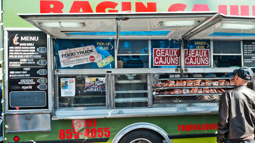 Following Food Trucks with Social Media Drive