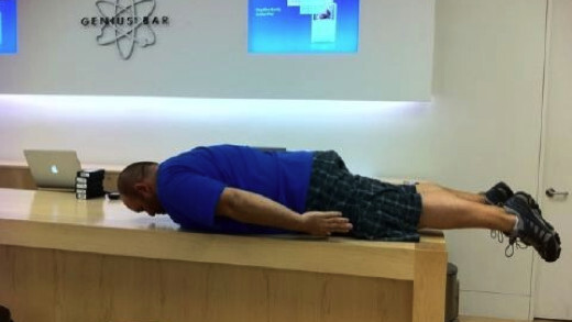 Ridiculous planking fad strikes Apple Stores