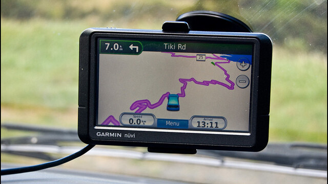 TomTom replaces Google with launch of local search engine for devices