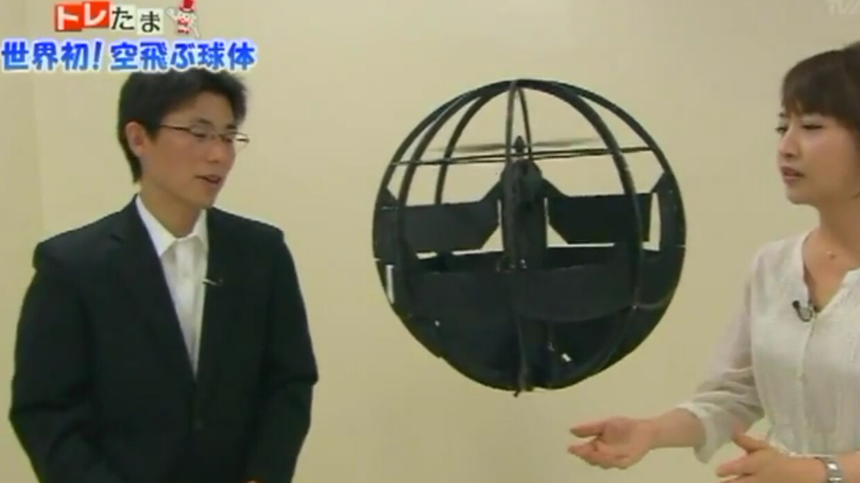 Watch: Awesome flying Japanese robot chases a reporter