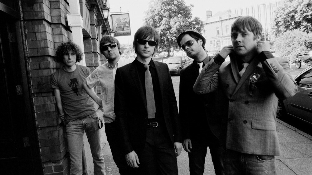 The Kaiser Chiefs band releases its latest album in a brilliant stroke of social media